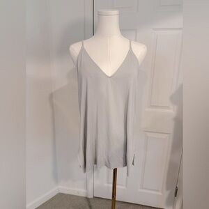 Light Blue Surfer Style V-Neck Tank Top – NWOT, Soft & Flowy, Size M/L